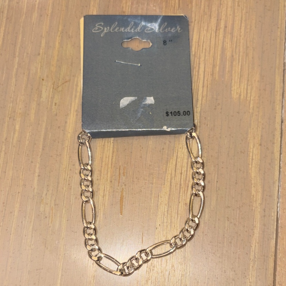 Splendid Silver Chain Bracelet